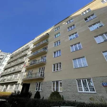 Elegant With An Amazing View!