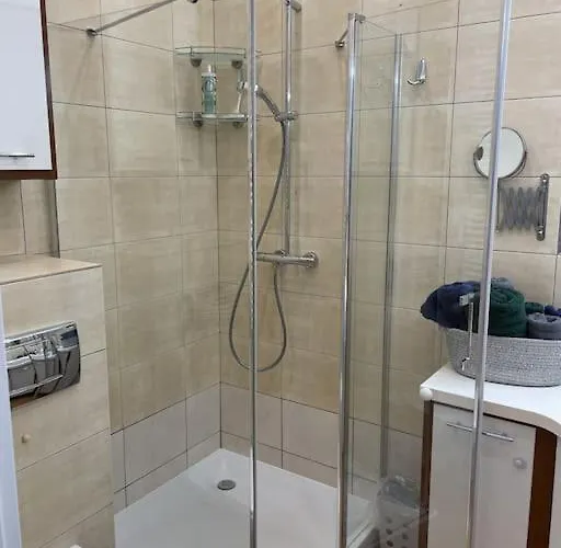 Elegant With An Amazing View! *