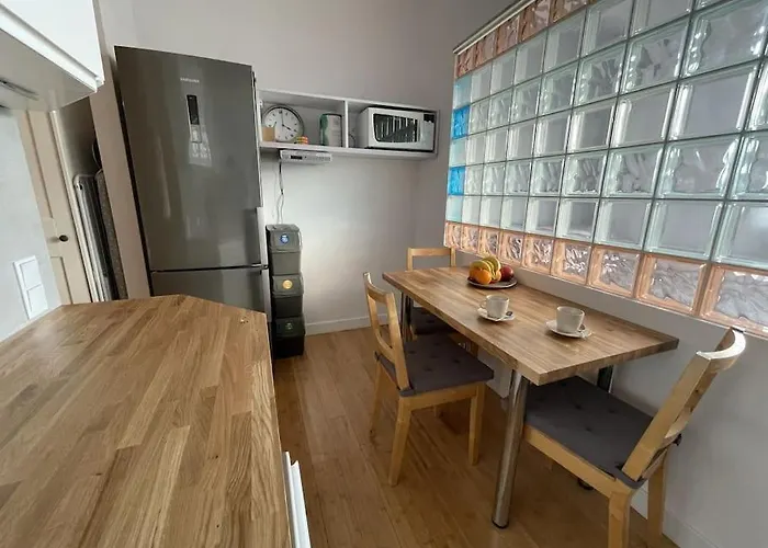 Elegant With An Amazing View! Apartment *