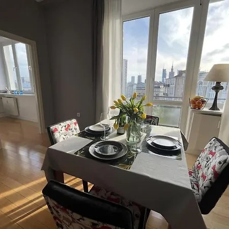 Elegant With An Amazing View! Apartment Warsaw