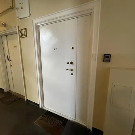 Elegant With An Amazing View! Apartment