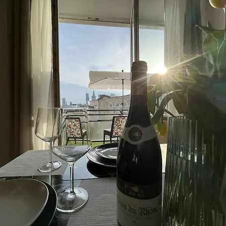Apartment Elegant With An Amazing View! Warsaw