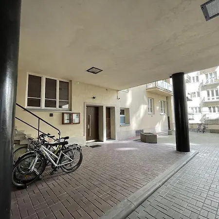 Elegant With An Amazing View!